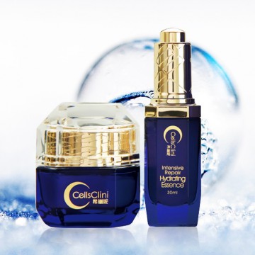 90號紅色背景經(jīng)典網(wǎng)站風(fēng)格快樂購?fù)ㄓ蒙坛墙ㄔO(shè)，任意規(guī)則制定，APP小程序多端